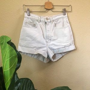 🍑 highwaisted American Apparel denim shorts
